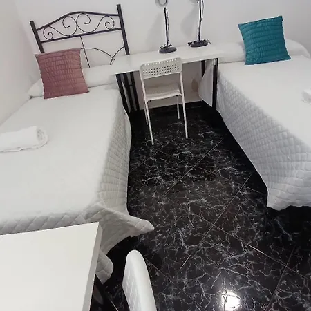 Budget And Lovely Macarena Apartment *