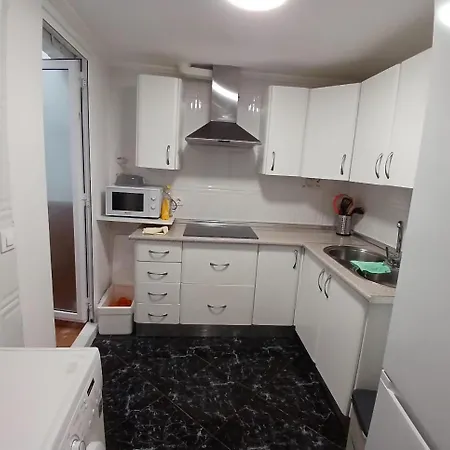 Apartment Budget And Lovely Macarena Seville